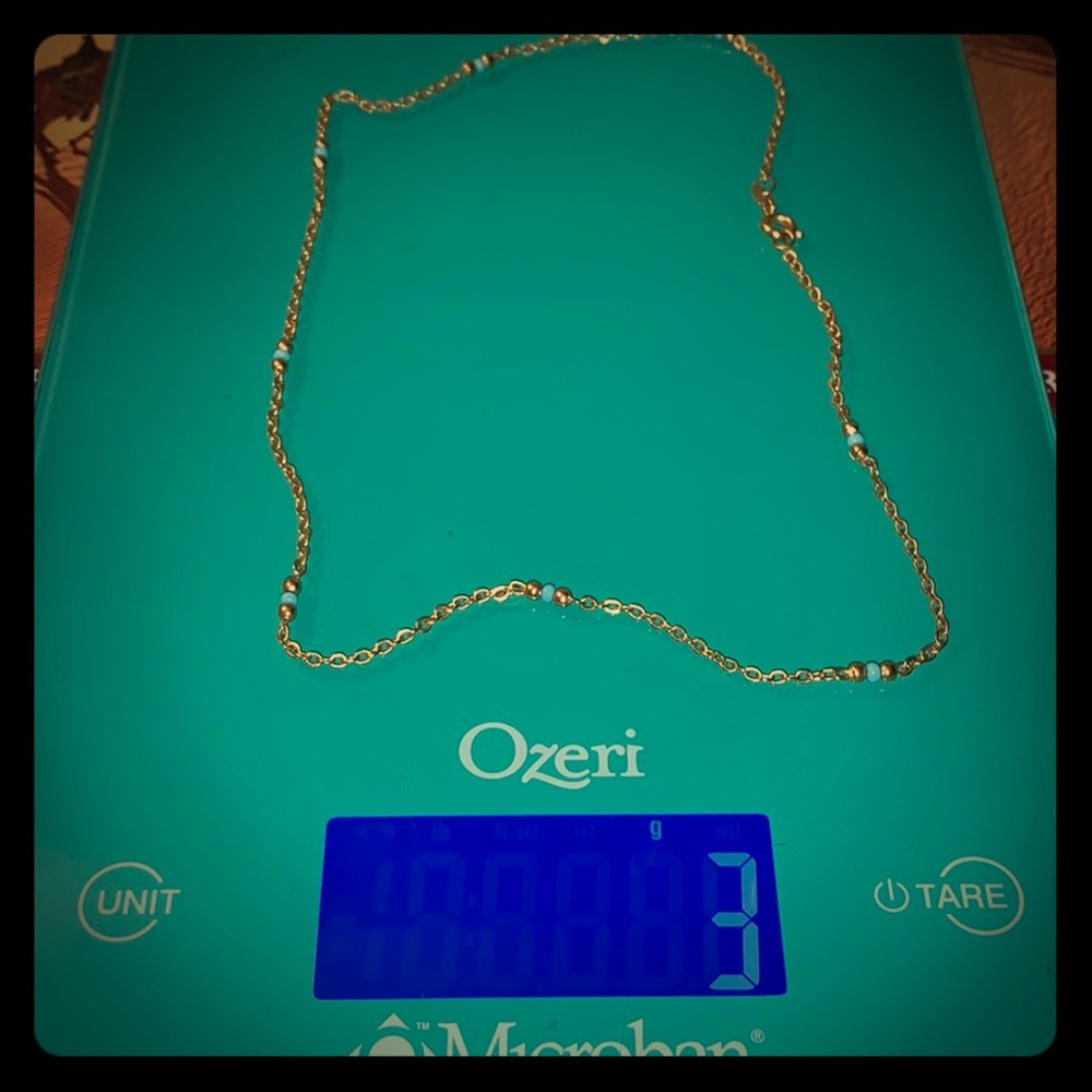 18K Gold 🔥 Cute necklace, with small blue stones